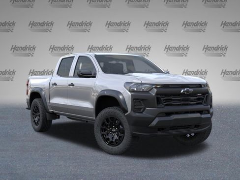 New 2026 Chevrolet Colorado Trail Boss AWD/4WD image 2