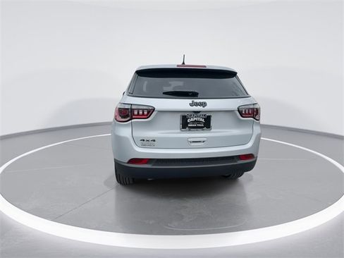 New 2026 Jeep Compass Latitude image 7