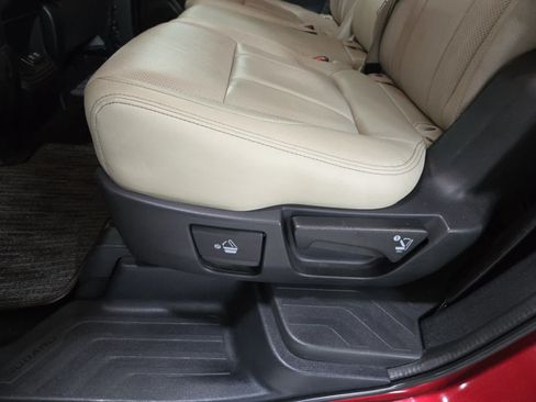 Used 2019 Subaru Ascent Limited w/ Popular Package #3 AWD/4WD image 23