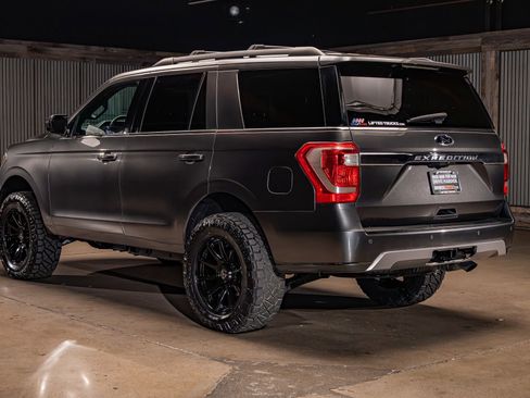 Used 2020 Ford Expedition XLT w/ FX4 Off-Road Package AWD/4WD image 7