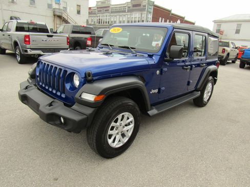 Used 2020 Jeep Wrangler Unlimited Sport image 7
