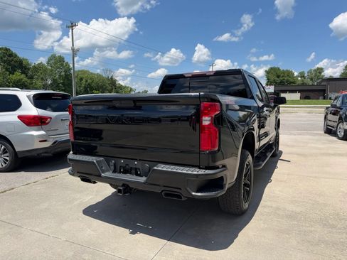 Used 2020 Chevrolet Silverado 1500 LT Trail Boss w/ Midnight Edition AWD/4WD image 27
