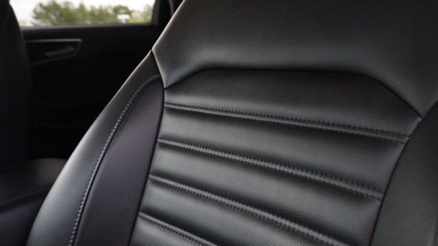 Used 2024 Ford Edge SEL AWD/4WD image 18