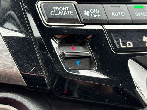 Used 2023 Honda Odyssey EX-L image 31