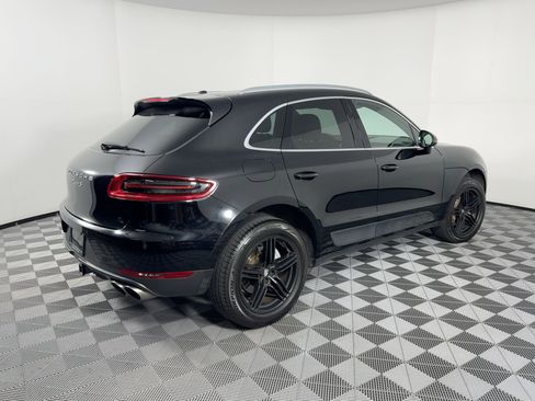 Used 2018 Porsche Macan S image 9