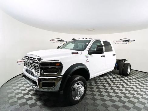 New 2026 RAM 4500 Tradesman w/ Chrome Appearance Group AWD/4WD image 4