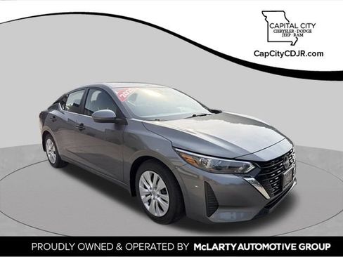 Used 2025 Nissan Sentra S FWD image 1