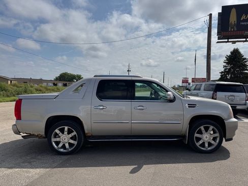 Used 2008 Cadillac Escalade EXT AWD/4WD image 37