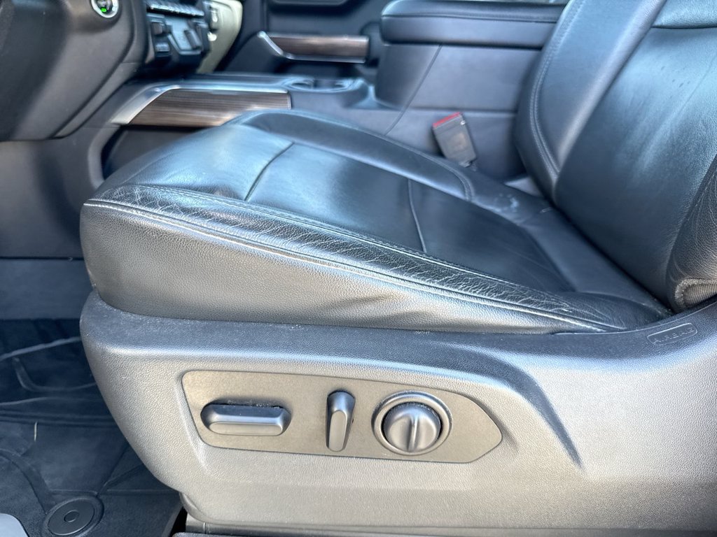 Used 2020 Chevrolet Silverado 1500 RST w/ All-Star Edition AWD/4WD image 14
