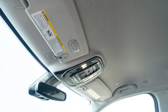 Used 2023 Jeep Grand Cherokee Limited RWD image 16