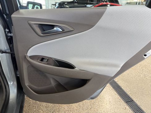 Used 2023 Chevrolet Malibu LS image 27