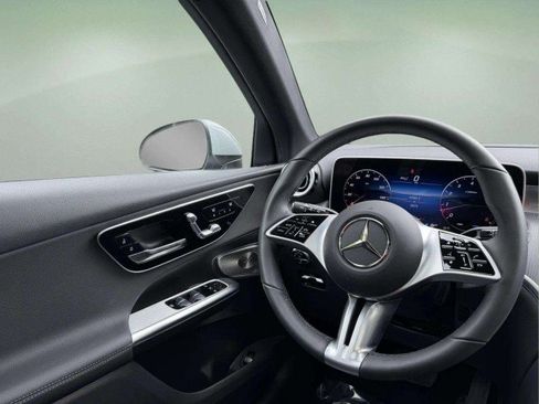 Certified 2026 Mercedes-Benz GLC 300 4MATIC image 21