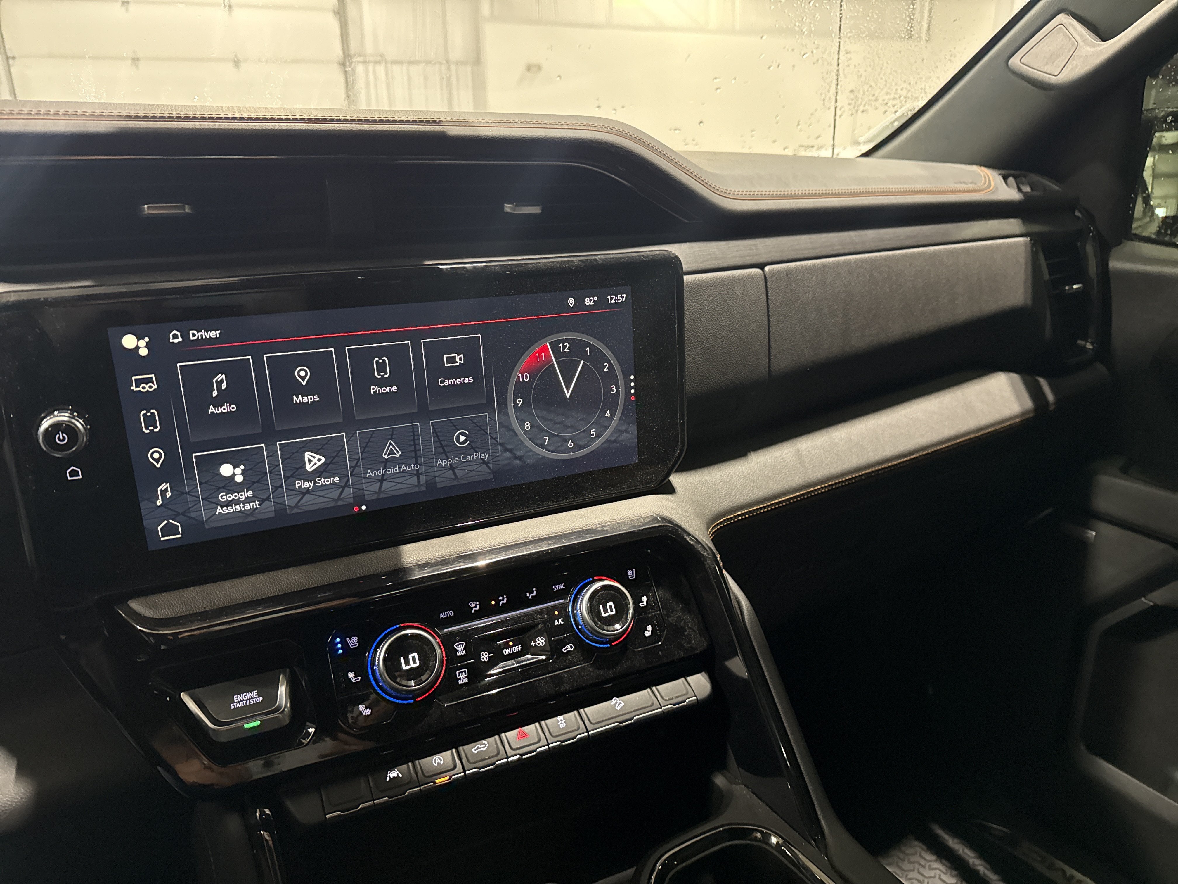 Used 2022 GMC Sierra 1500 AT4 w/ AT4 Preferred Package AWD/4WD image 12