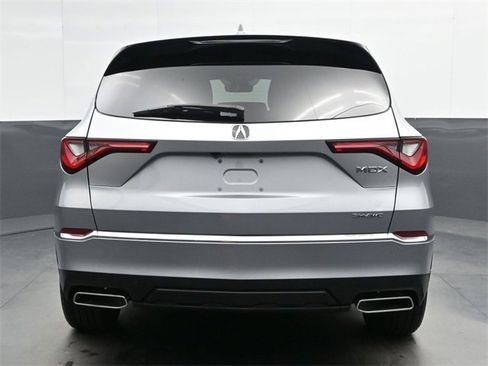 Used 2023 Acura MDX SH-AWD image 7