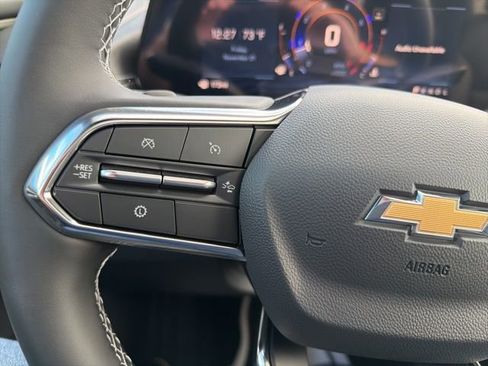 New 2026 Chevrolet Traverse LT w/ Sun and Wheel Package image 13