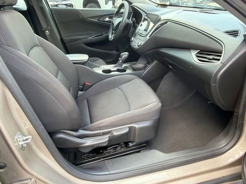 Used 2024 Chevrolet Malibu LT FWD image 13