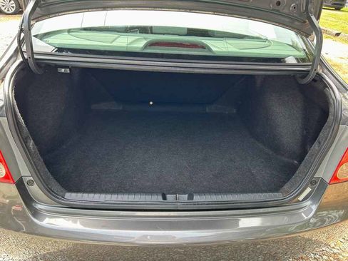 Used 2010 Honda Civic LX image 16