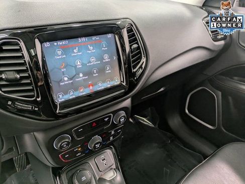 Used 2018 Jeep Compass Limited w/ Navigation Group image 12