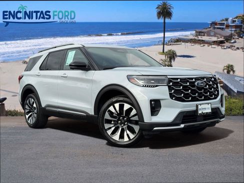 Used 2025 Ford Explorer Platinum w/ LUX Leather Package AWD/4WD image 1