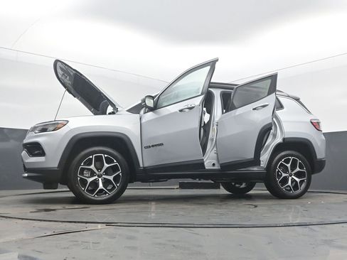 New 2026 Jeep Compass Limited image 51