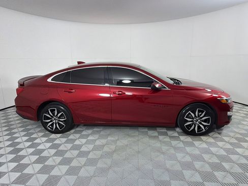 Used 2021 Chevrolet Malibu RS FWD image 4