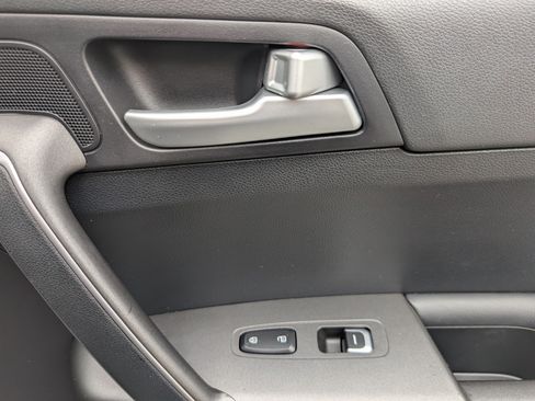 Used 2022 Kia Sportage LX w/ LX FWD Value Edition Package image 21