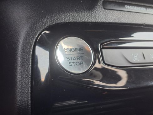 Used 2023 Ford Escape ST-Line w/ Tech Pack #1 AWD/4WD image 28