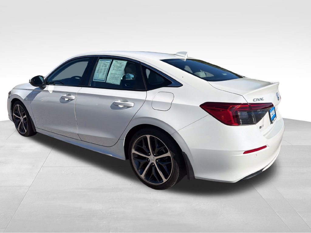 Used 2024 Honda Civic Touring image 4