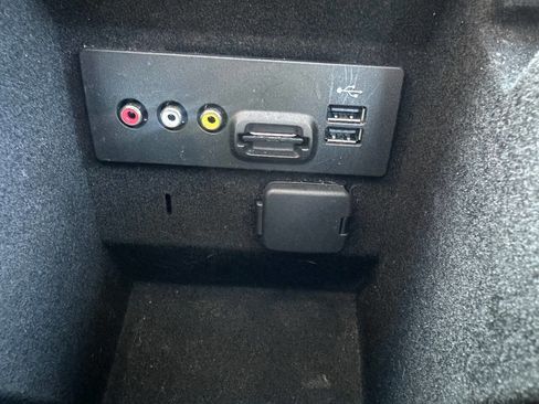 Used 2015 Lincoln MKZ Hybrid w/ Equipment Group 202A Reserve image 30