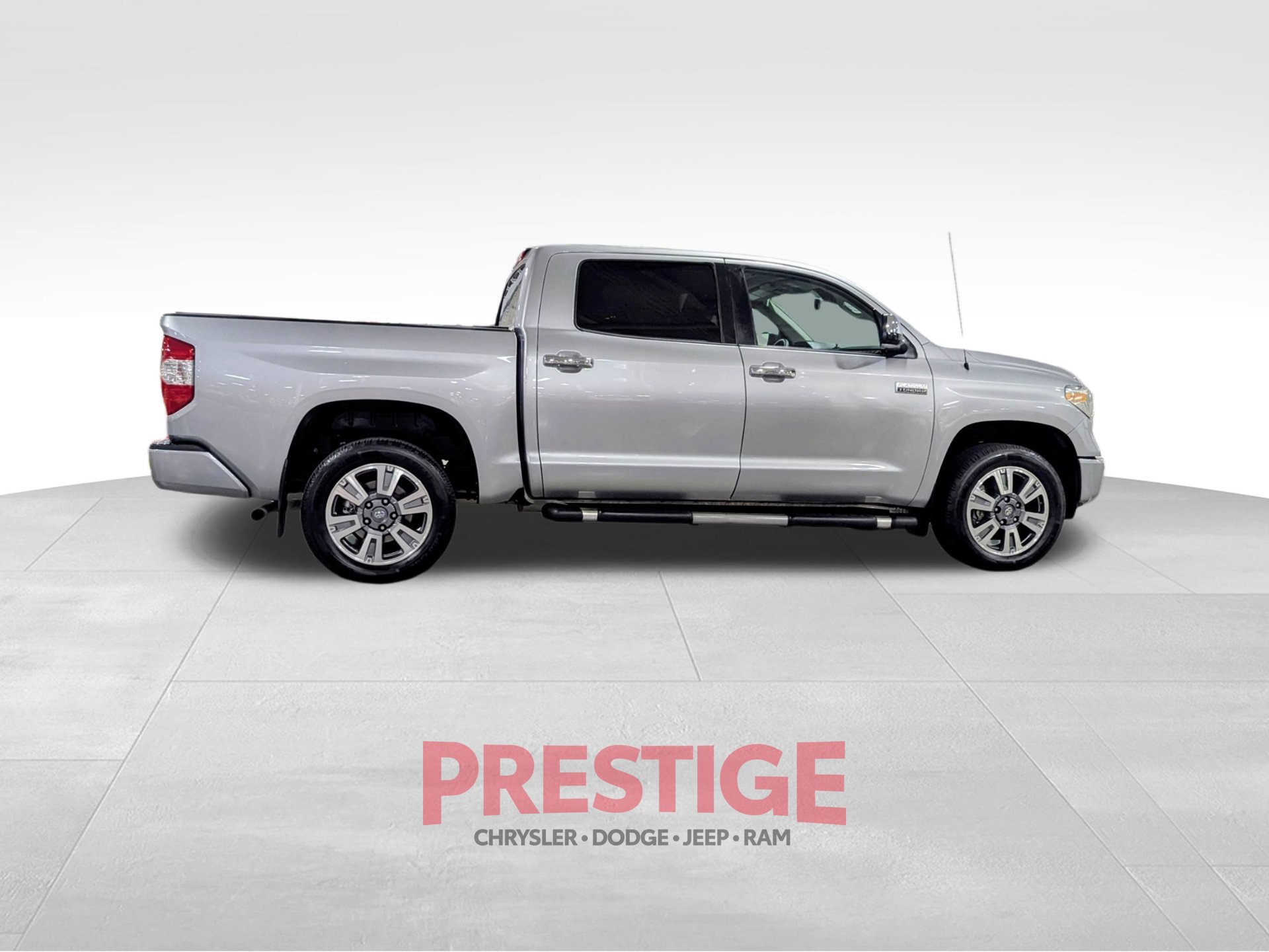 Used 2018 Toyota Tundra Platinum AWD/4WD image 5