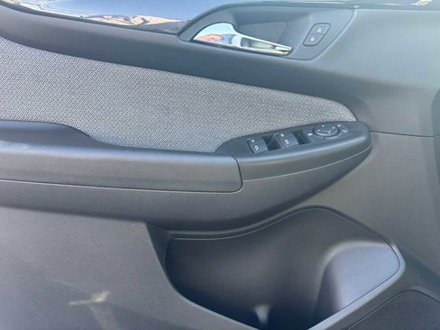 Used 2025 Chevrolet TrailBlazer LT w/ Driver Confidence Package image 18