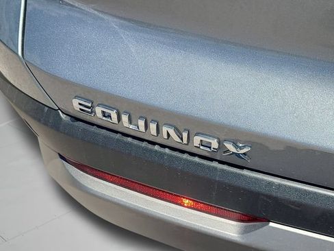 New 2027 Chevrolet Equinox LT FWD image 9