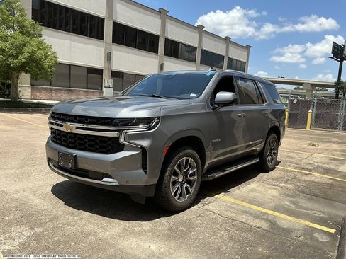 Used 2022 Chevrolet Tahoe LS w/ Driver Alert Package RWD image 5