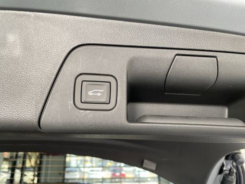 New 2026 Buick Envision Avenir image 10