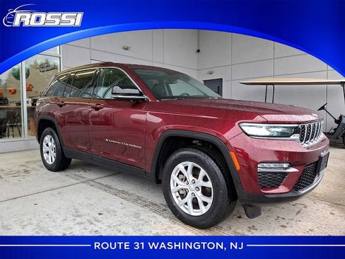Used 2023 Jeep Grand Cherokee Limited image 1