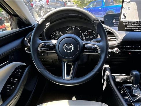 Used 2025 MAZDA MAZDA3 s FWD image 4