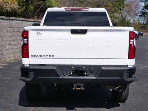 Used 2024 Chevrolet Silverado 2500 W/T AWD/4WD image 5