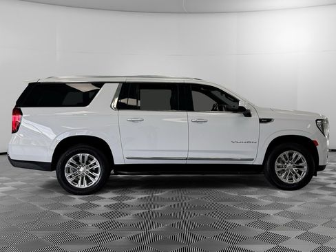 Used 2023 GMC Yukon XL SLT image 9