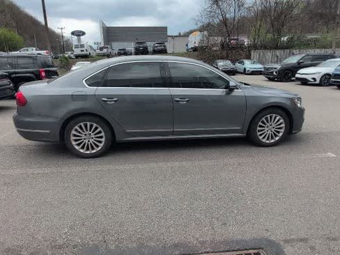 Used 2016 Volkswagen Passat 1.8T SE image 6