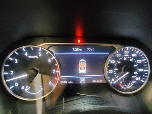Used 2025 Nissan Sentra SV FWD image 23