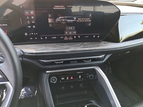 Certified 2025 Audi Q5 Premium Plus w/ Premium Plus AWD/4WD image 25