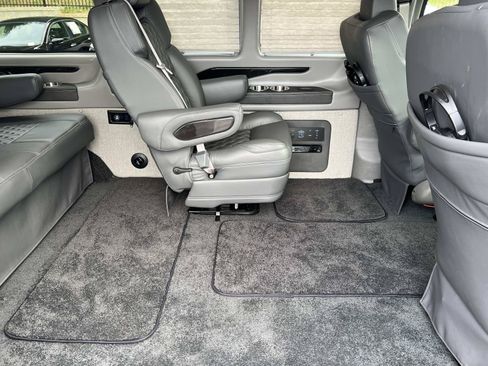 Used 2024 GMC Savana 2500 RWD image 16