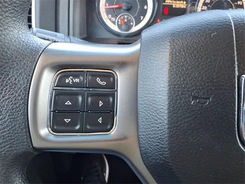 Used 2022 RAM 1500 Classic SLT image 24