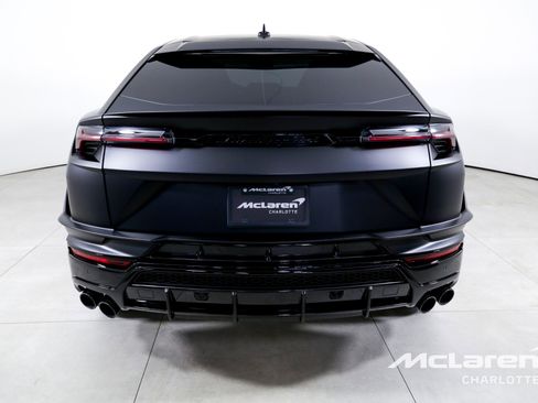 Used 2024 Lamborghini Urus S image 7