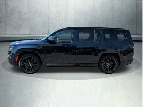 Used 2024 Jeep Grand Wagoneer Series II w/ Quick Order Packagew 28T AWD/4WD image 2