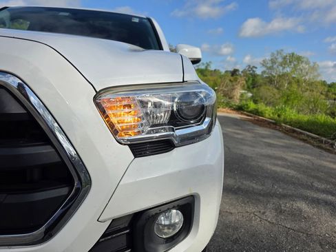 Used 2016 Toyota Tacoma SR5 image 20