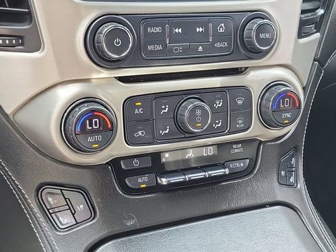 Used 2020 GMC Yukon XL Denali w/ Open Road Package AWD/4WD image 25