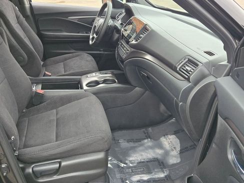 Used 2022 Honda Pilot Sport image 6