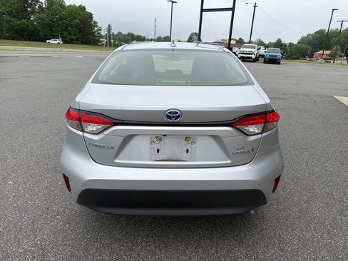Used 2023 Toyota Corolla LE FWD image 7