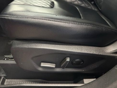 Used 2024 Ford Edge Titanium image 18